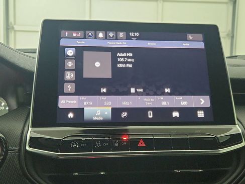 New 2026 Jeep Compass Latitude image 24