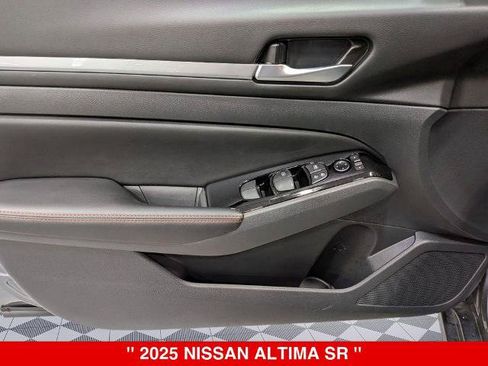 Certified 2025 Nissan Altima 2.5 SR AWD/4WD image 15