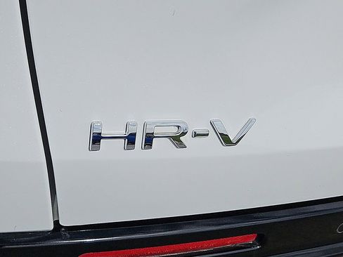 Certified 2026 Honda HR-V EX-L image 14