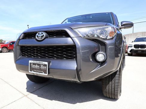Used 2015 Toyota 4Runner SR5 image 30