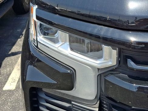 Used 2022 Chevrolet Silverado 1500 RST AWD/4WD image 8