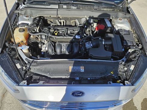 Used 2013 Ford Fusion SE image 14