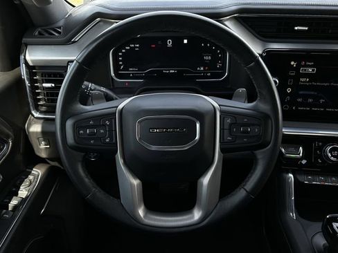 Used 2022 GMC Sierra 1500 Denali w/ Technology Package AWD/4WD image 13