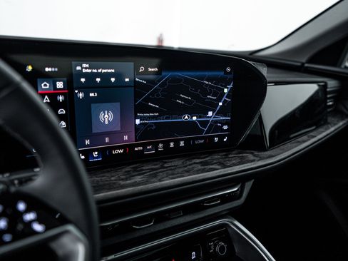 New 2025 Audi Q5 Premium Plus image 11