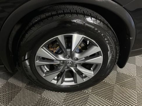 Used 2017 Nissan Murano SV AWD/4WD image 37
