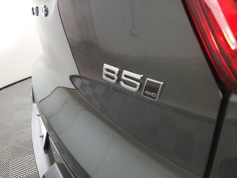 Used 2026 Volvo XC40 B5 Core AWD/4WD image 9