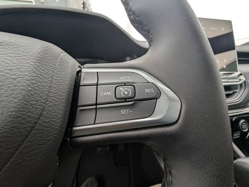 New 2026 Jeep Compass Latitude image 20