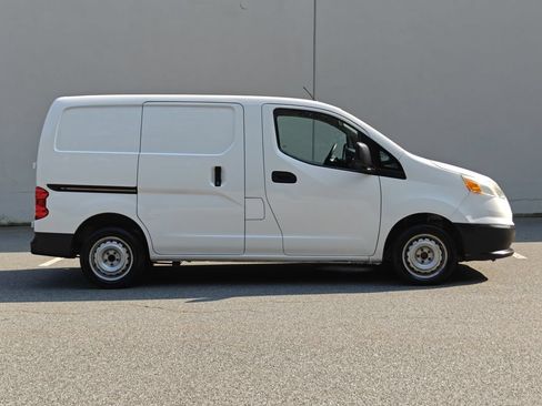 Used 2015 Chevrolet City Express LT FWD image 2