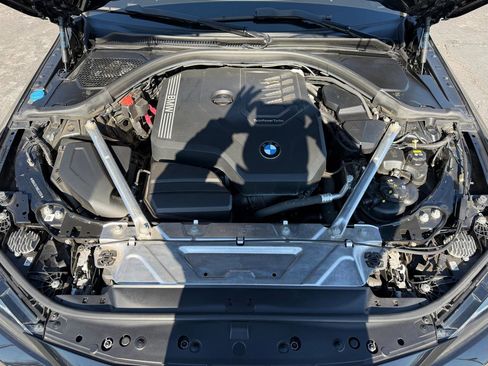 Used 2022 BMW 430i xDrive Convertible w/ Convenience Package image 19