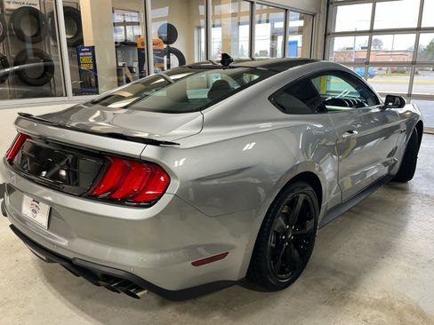 Used 2021 Ford Mustang GT w/ Equipment Group 301A image 10