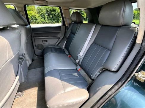 Used 2005 Jeep Grand Cherokee Laredo AWD/4WD image 25
