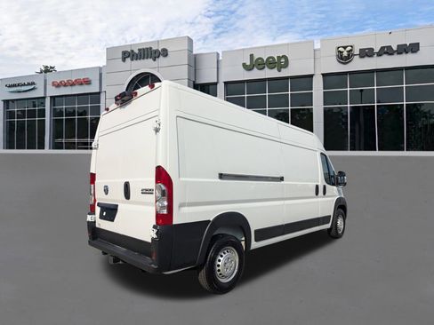 New 2026 RAM ProMaster 2500 w/ Convenience Group image 3
