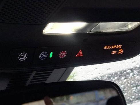 Used 2025 Chevrolet Equinox LT FWD image 20