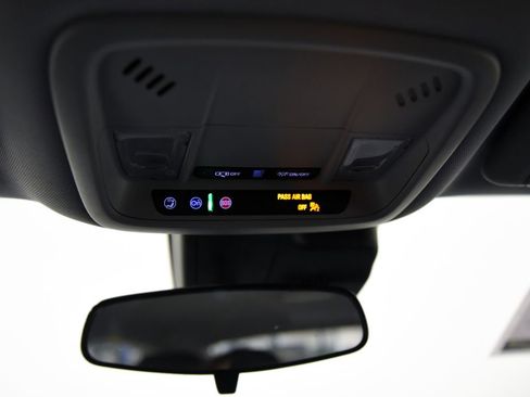 Used 2023 Chevrolet Malibu LT image 28