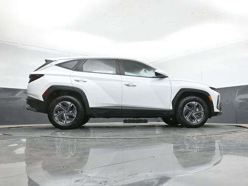 New 2026 Hyundai Tucson Blue SE AWD/4WD image 14