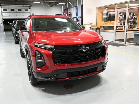 New 2026 Chevrolet Equinox RS w/ Convenience Package III image 3