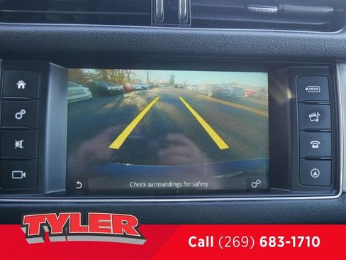 Used 2017 Jaguar XF Premium AWD/4WD image 44