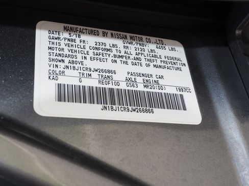 Used 2018 Nissan Rogue Sport SV AWD/4WD image 30