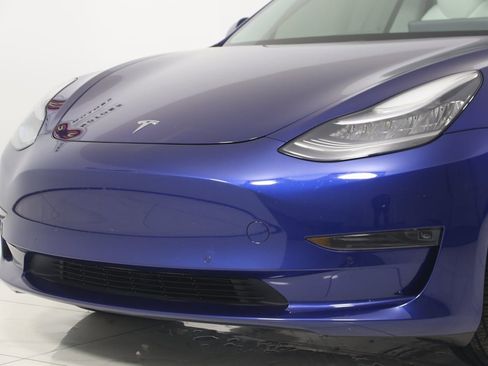 Used 2020 Tesla Model 3 Standard Range image 55