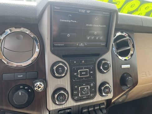 Used 2015 Ford F350 Lariat w/ Lariat Chrome Package AWD/4WD image 23