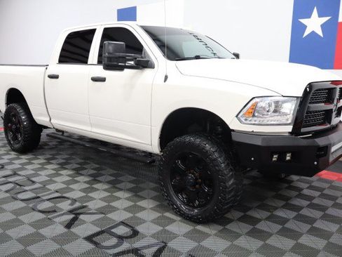 Used 2018 RAM 2500 Laramie AWD/4WD image 16