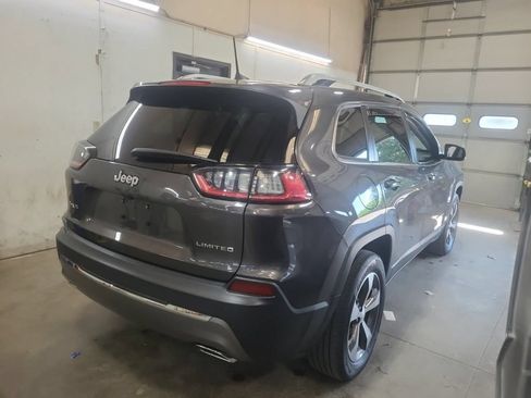 Used 2019 Jeep Cherokee Limited AWD/4WD image 2