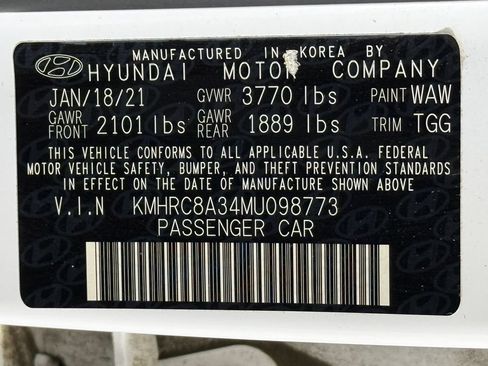 Used 2021 Hyundai Venue SEL w/ Premium Package FWD image 39