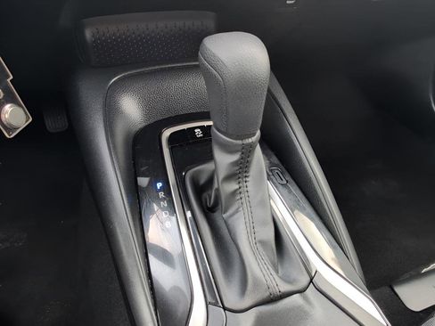 Used 2023 Toyota Corolla LE image 31