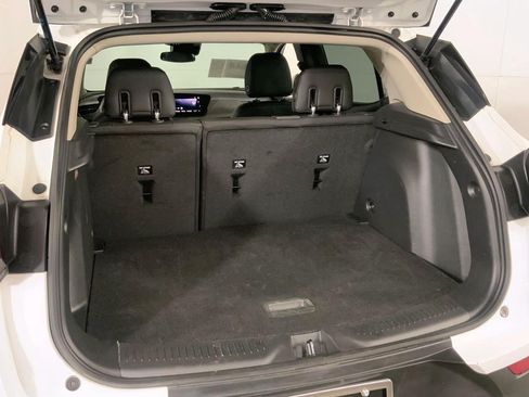 Used 2025 Buick Encore GX Preferred FWD image 4