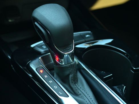 Used 2026 Chevrolet Trax ACTIV w/ Sunroof Package image 26