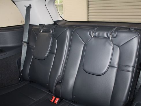 New 2025 Lincoln Aviator 2WD w/ Jet Appearance Package image 22