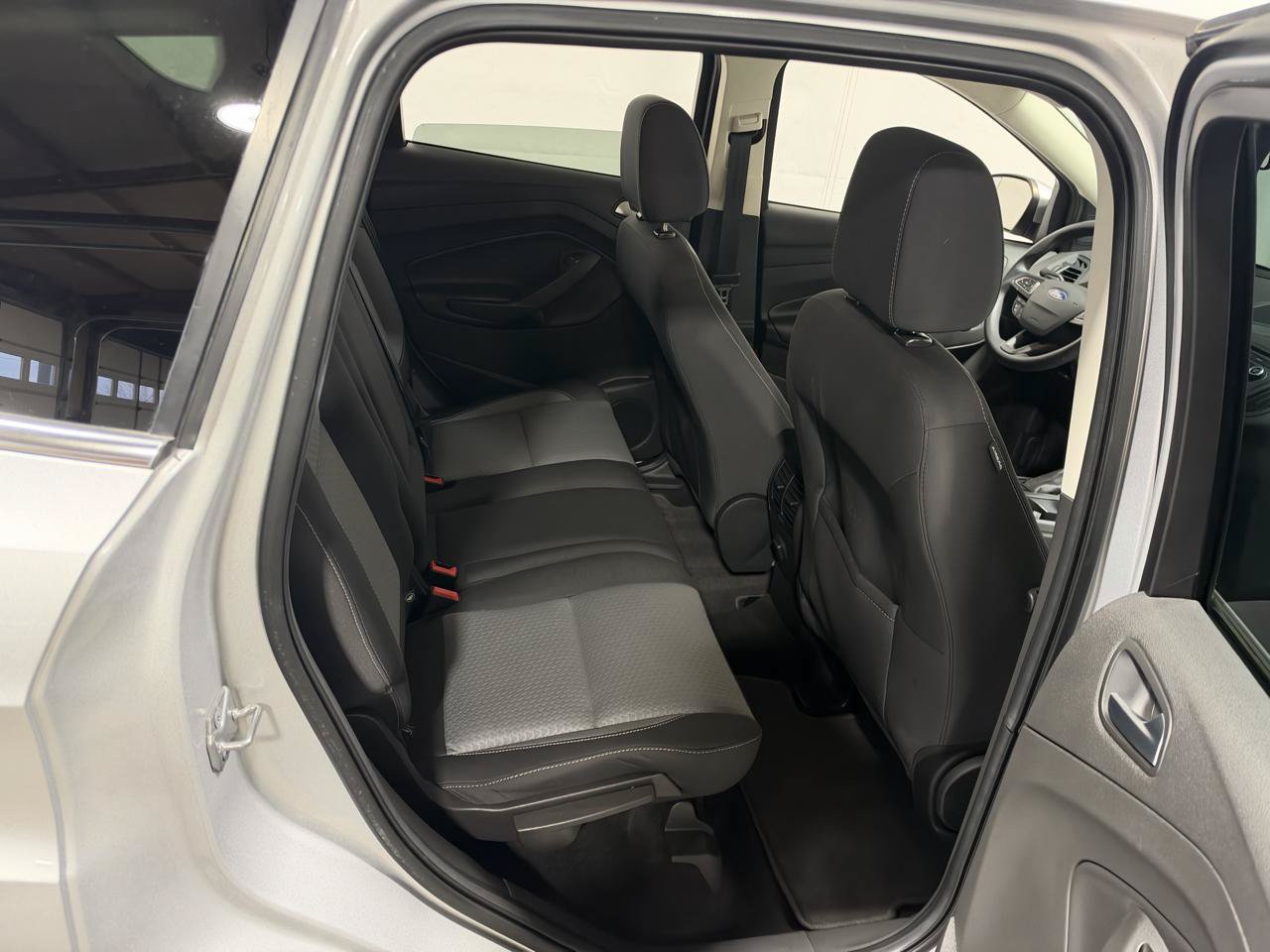 Used 2017 Ford Escape SE AWD/4WD image 12