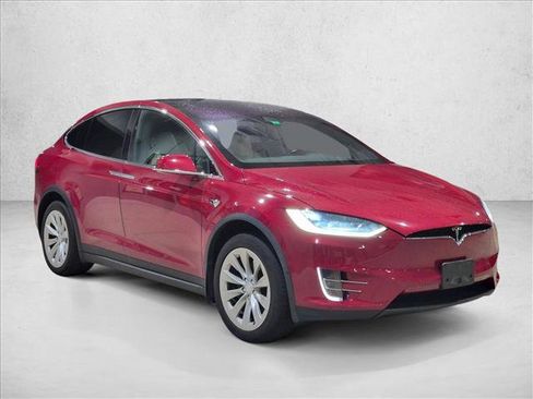 Used 2020 Tesla Model X Long Range AWD/4WD image 3