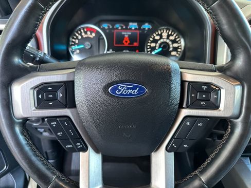 Used 2020 Ford F150 Platinum w/ Equipment Group 701A Luxury AWD/4WD image 22