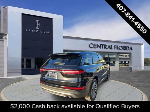 New 2026 Lincoln Corsair Reserve FWD image 3