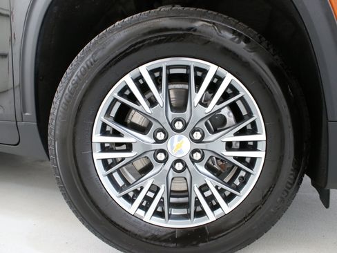 Used 2024 Chevrolet Traverse LS w/ LPO, Floor Liner Package AWD/4WD image 30