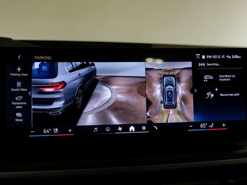 Used 2025 BMW X7 xDrive40i AWD/4WD image 25