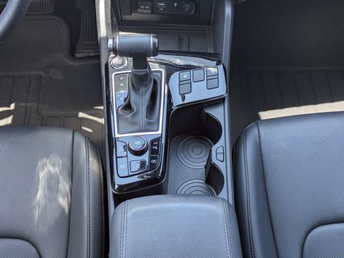 Used 2024 Kia Sportage EX FWD image 6