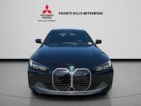 Used 2022 BMW i4 eDrive40 w/ Premium Package image 2