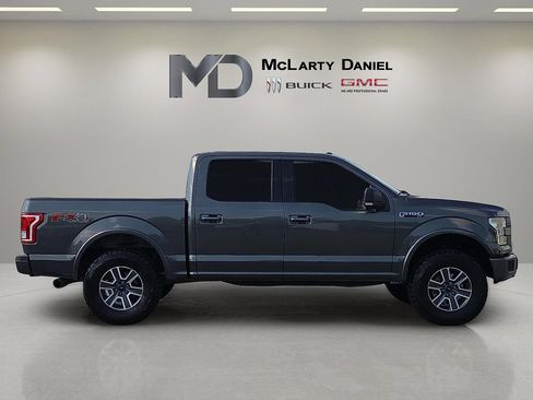 Used 2016 Ford F150 XLT w/ Equipment Group 302A Luxury AWD/4WD image 15