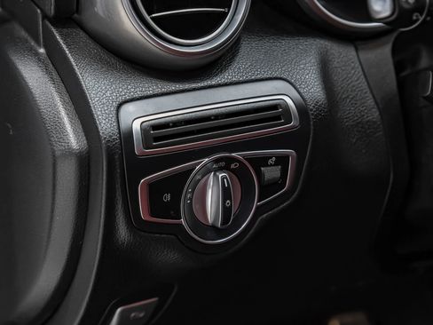 Used 2021 Mercedes-Benz C 300 Sedan image 42