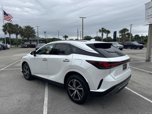 Used 2023 Lexus RX 350 Premium w/ Accessory Package (Z1) FWD image 5