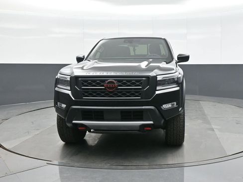 Used 2024 Nissan Frontier PRO-4X w/ Technology Package image 2