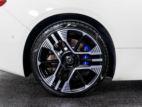 Used 2024 Maserati GranTurismo Folgore image 9