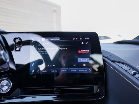 Used 2025 Chevrolet Corvette Stingray Preferred Cpe w/ Stealth Interior Trim Package image 18