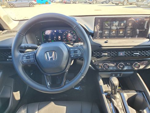 New 2025 Honda Accord EX-L image 11