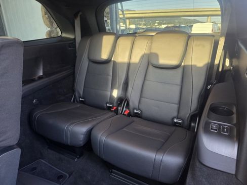 Used 2020 Mercedes-Benz GLS 450 4MATIC image 32