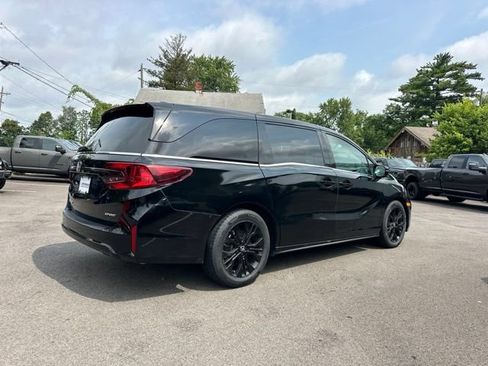 Used 2025 Honda Odyssey Sport-L image 17