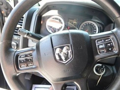 Used 2018 RAM 1500 Express w/ Express Value Package AWD/4WD image 17