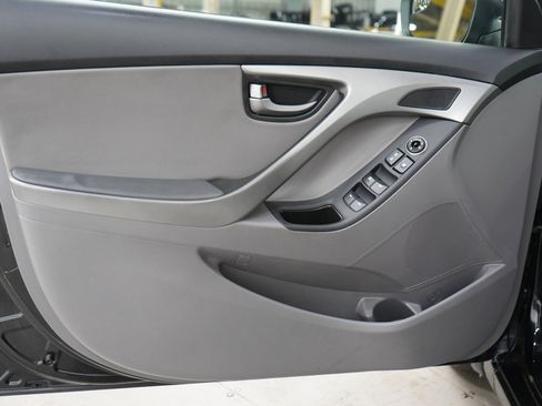 Used 2014 Hyundai Elantra Sport FWD image 16